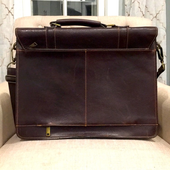 Wilson’s Leather Dark Rugged Expandable Briefcase - Picture 5 of 16